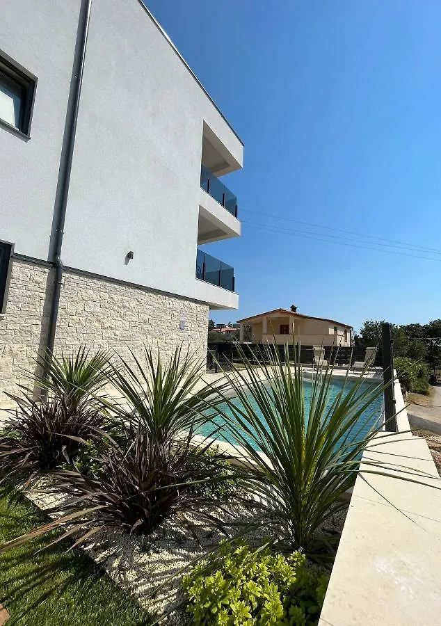 Apartment J&N Hill'S Residence With Swimming Pool Medulin Croatia
